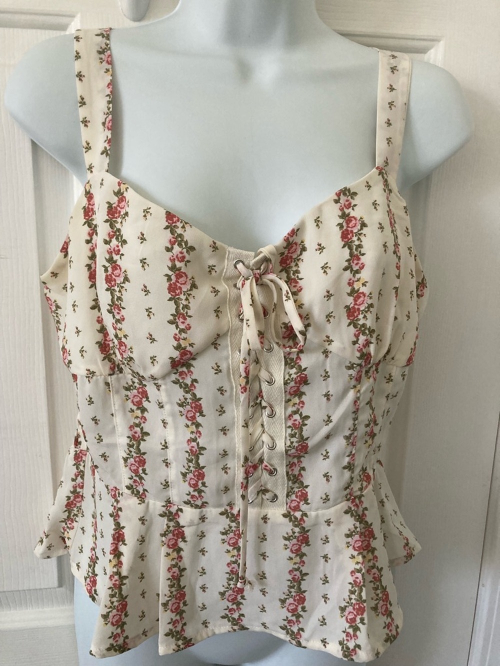 Sienna Sky Cream Floral Lace-Up Peplum Cami